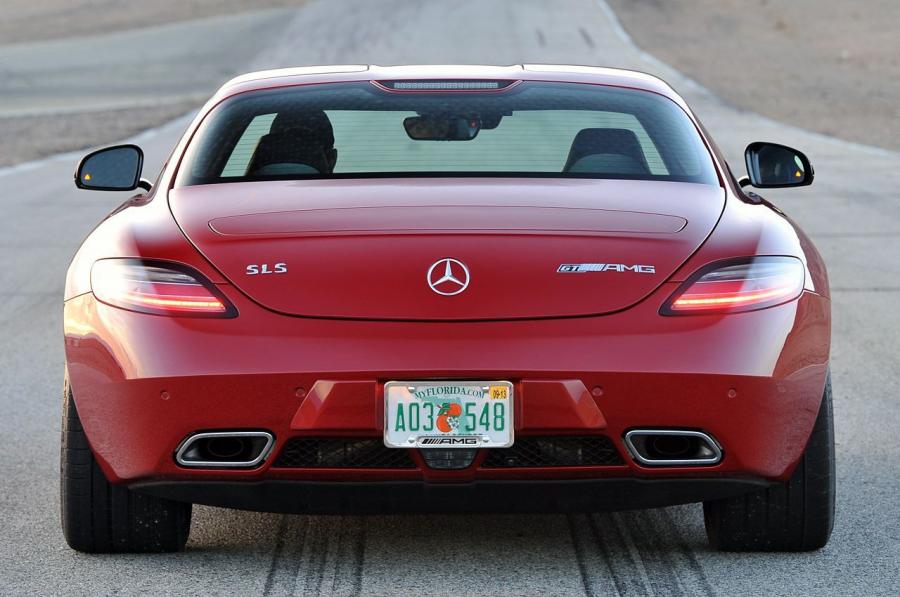  Mercedes-Benz SLS AMG GT 2013 года  (фото 3 из 110)